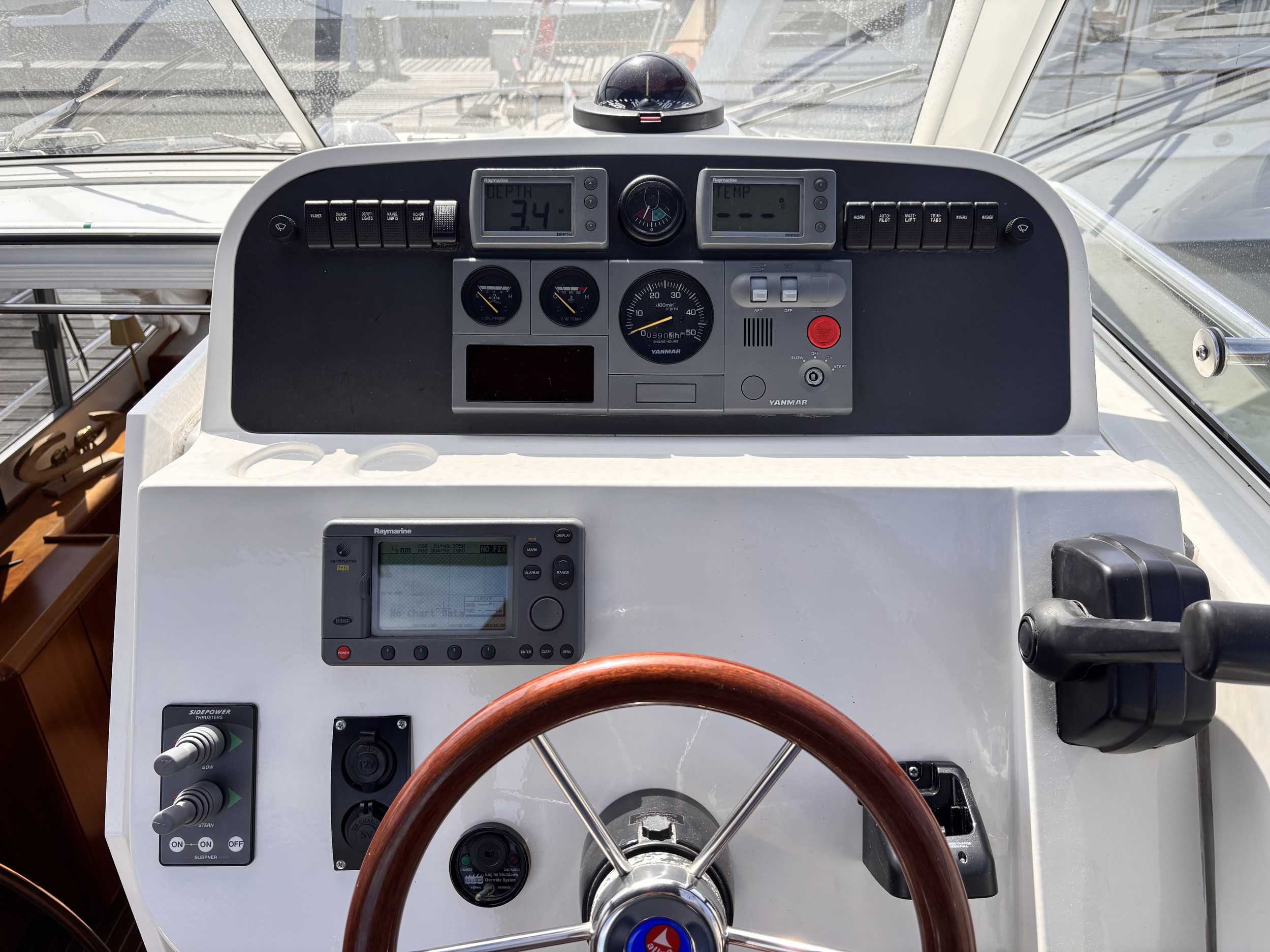 Gebraucht 2004 Etap 1100 AC YachtFocus